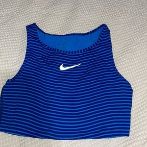 NWOT Nike Cropped Bra / Tank